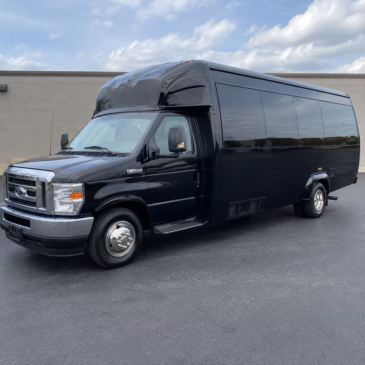 find your chico wedding party bus transportation here