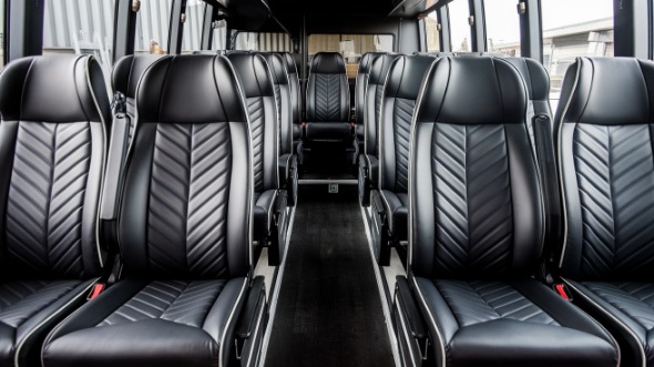 18 passenger minibus rental antioch